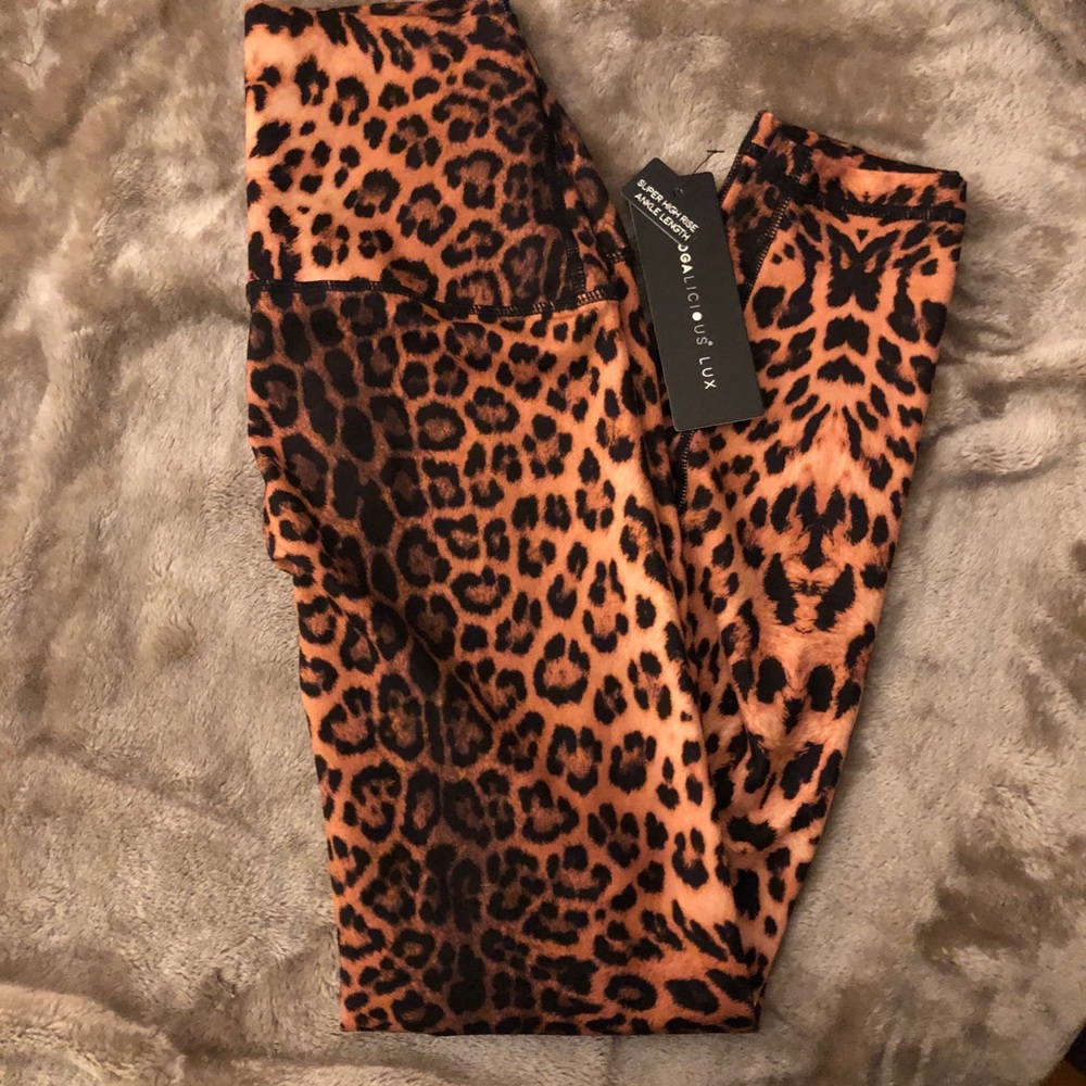 Yogalicious Lux Jaguar Brown Leggings Small NWT